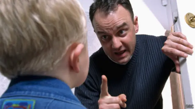 Британцам могут запретить шлепать детей