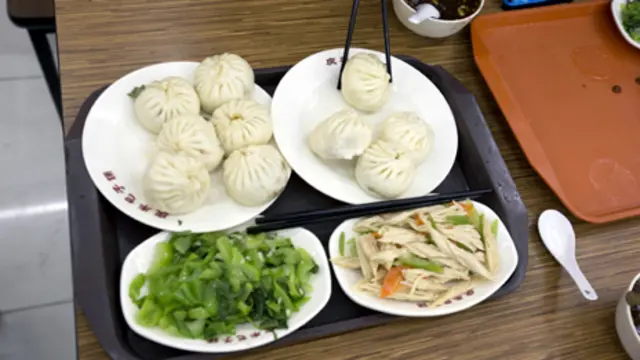 يبلغ سعر الوجبة التي تناولها الرئيس شي 3 دولارات ونصف