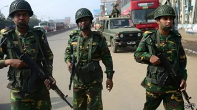 पांच जनवरी को होने वाले चुनावों में हिंसा की आशंका के चलते सेना को तैनात किया गया है.