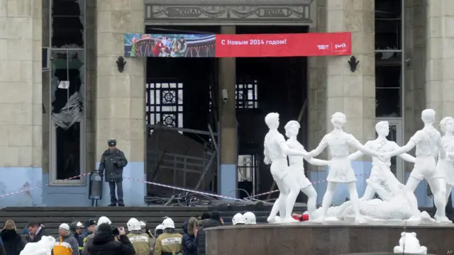 Главный вход железнодорожного вокзала