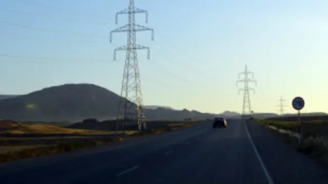 افغانستان دا مهال لس زره کیلومتره پاخه سړکونه لري