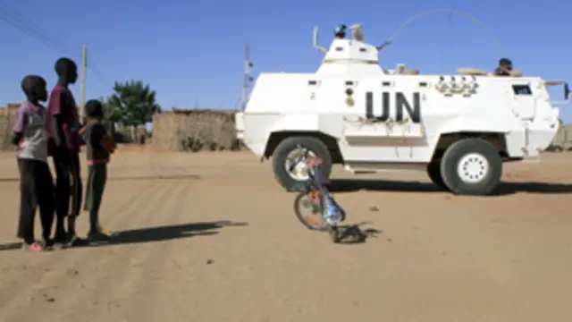 يبلغ عدد القوات الدولية العاملة في دارفور الآن زهاء الـ 150 الف