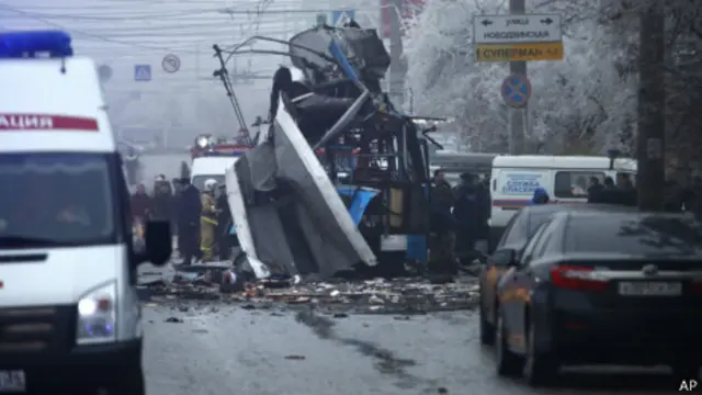 explosão em ônibus na Rússia