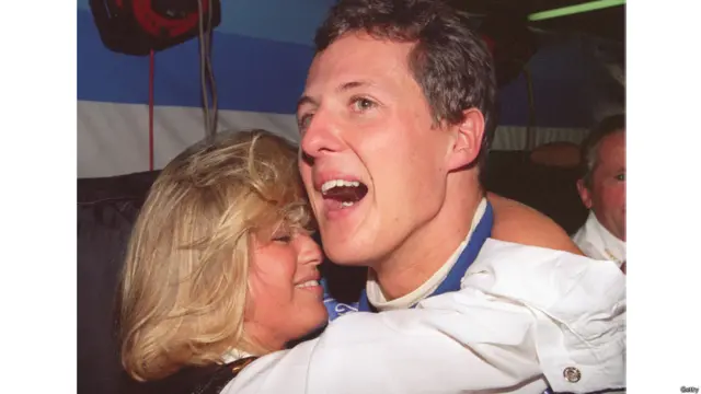 شوماکر سات بار فارمولا ون کار ریسنگ چیمپیئن رہ چکے ہیں اور اس کے علاوہ 19 سالہ کریئر میں 91 کار ریس مقابلوں کے فاتح رہے۔