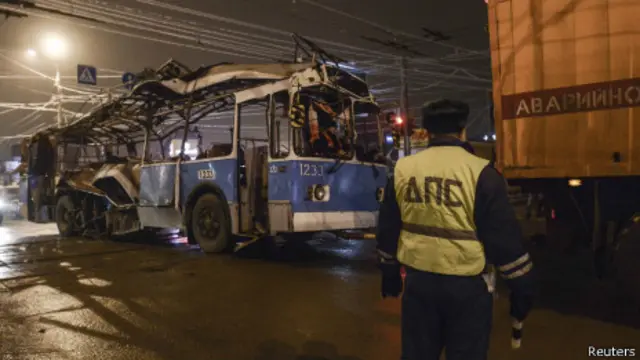 Взорванный троллейбус в Волгограде