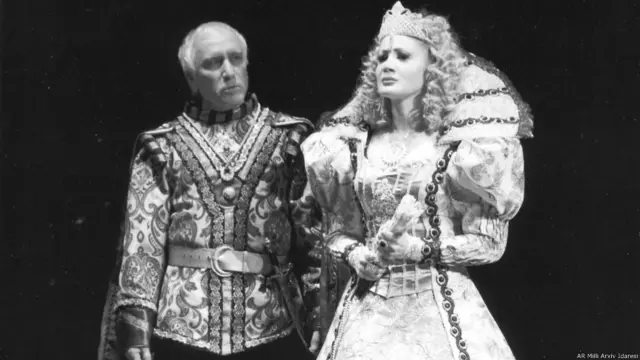 Şəkilləri BBC Azərbaycancaya AR Milli Arxiv İdarəsi, AR Dövlət Kino-Foto Sənədləri Arxivi təqdim edib.