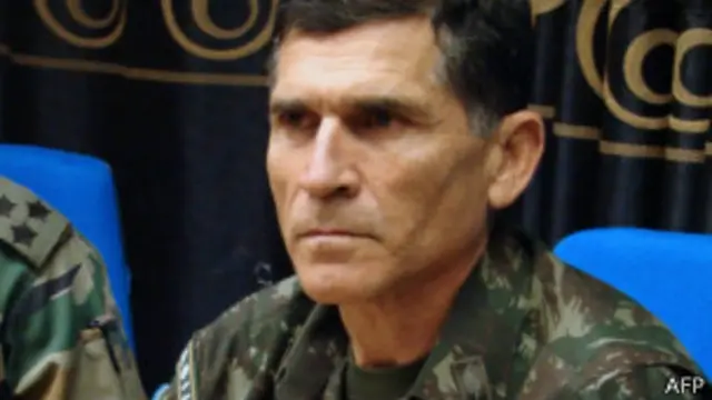 General Santos Cruz