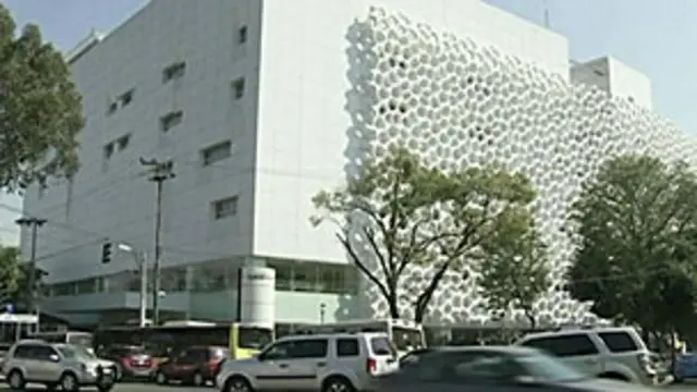 Fachada foi construída em hospital da Cidade do México (BBC)