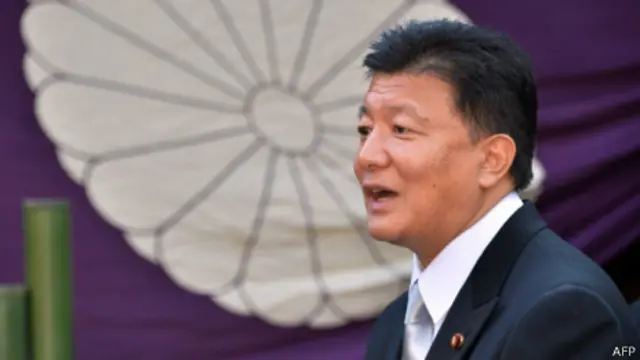 新藤义孝（2014年1月1日）