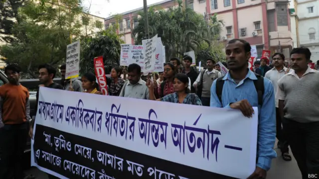 कोलकाता में विरोध प्रदर्शन