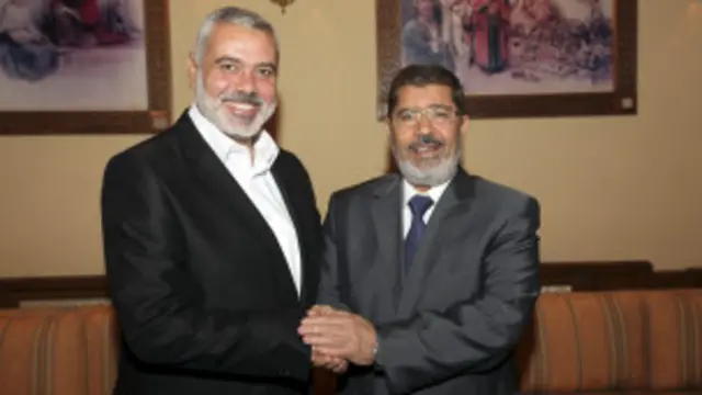 أعرب هنية على استعداد حماس في العام الجديد لتنقية الاجواء بينها وبين القيادة المصرية الجديدة