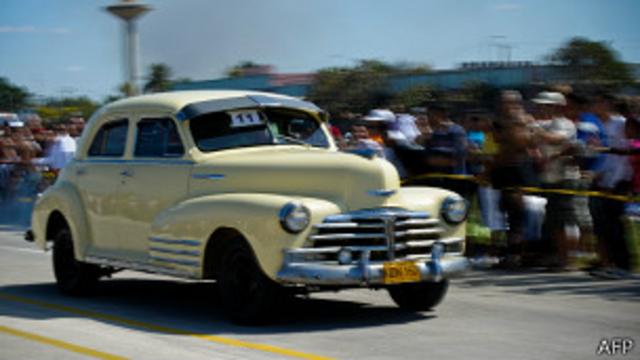 Auto antiguo en Cuba