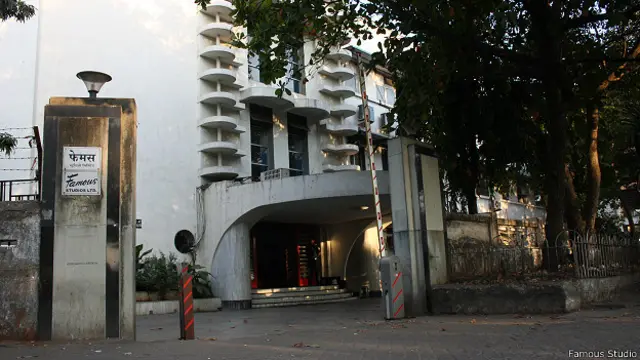 फ़ेमस स्टूडियो