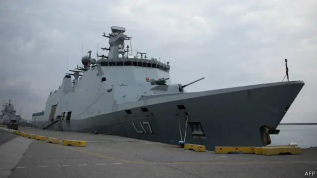Корабль ВМС Дании