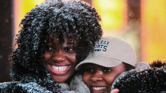 متعدد سکولوں میں طلبہ کو چھٹی دے دی گئی ہے۔