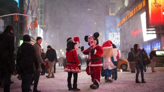 अमरीका में बर्फ़बारी