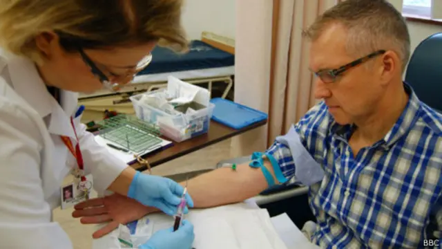 Питер Бауэс в клинике