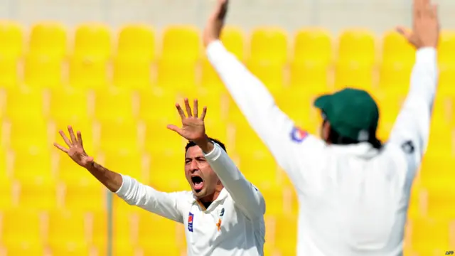 جنید خان نے چندی مل کو 89 کے انفرادی سکور پر آؤٹ کیا۔ 