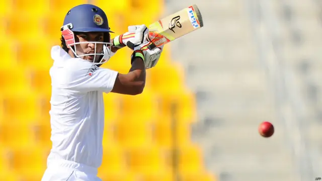 چندی مل نے 89 رنز سکور کیے اور میتھیوز کے ساتھ مل کر ٹیم کی پوزیشن مستحکم کی۔ 