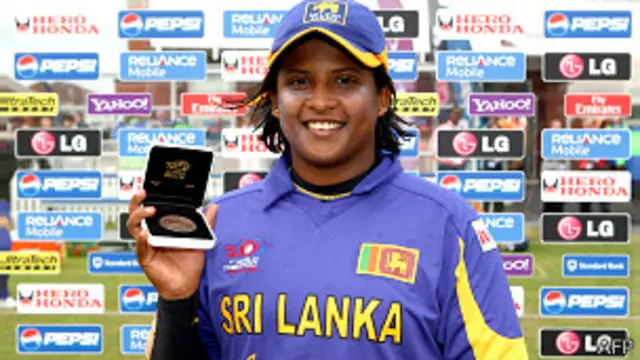 'අඩු පන්දු ගානකින් වැඩි ලකුණු ප්‍රමාණයක් ගහන්ඩ මට පුළුවන් කියල පුහුණුකරු හැම වෙලේම කියනවා'