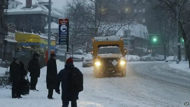 बर्फ़ीला तूफ़ान