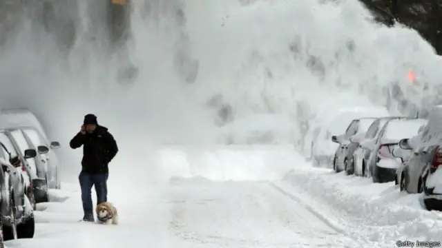 Снежный шторм в Нью-Йорке