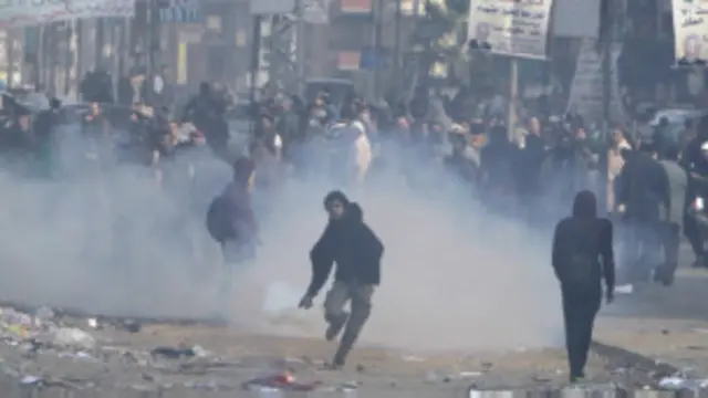 مصري چارواکي وايي تر اوسه يې ۱۰۰۰ کسه نيولي دي