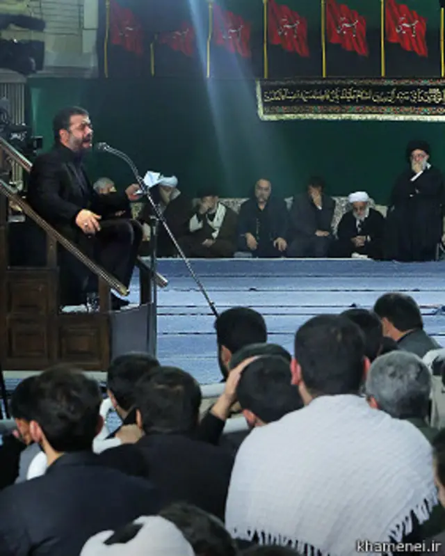 مداحی در مراسم عزاداری به میزبانی آیت الله خامنه‌ای