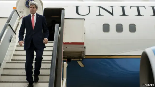جان کری از روز پنجشنبه گذشته در خاورمیانه است.