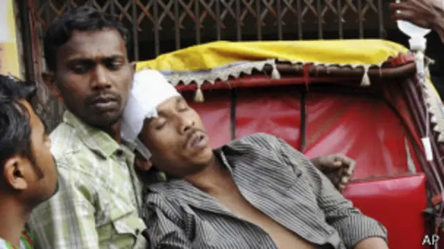 چٹاگانگ میں پولیس سے تصادم میں متعدد افراد زخمی ہوئے