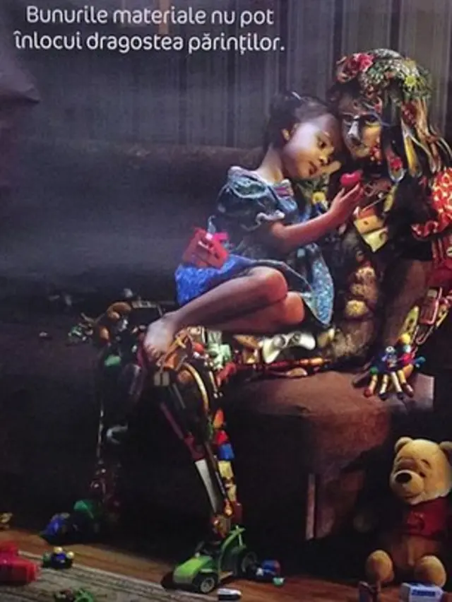 這張羅馬尼亞宣傳畫上寫的是，「物質滿足不能代替父母之愛」