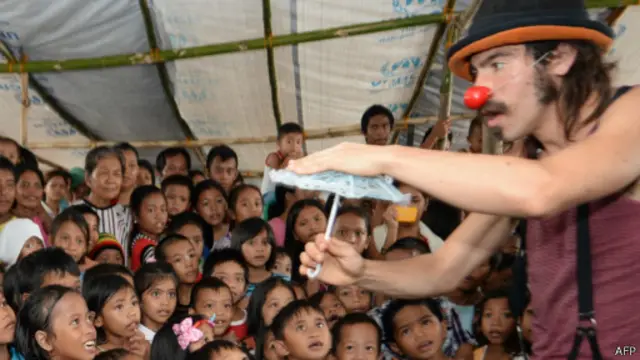 Anak-anak di Tacloban