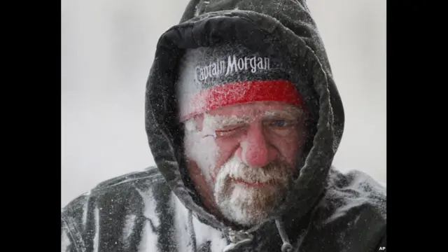 موسمیات کے ماہرین کے مطابق شمالی اور وسطی امریکہ میں درجۂ حرارت منفی 51 ڈگری سینٹی گریڈ تک گر سکتا ہے۔ 