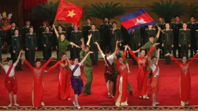 Việt Nam đã long trọng kỷ niệm 35 năm ngày chiến thắng Khmer Đỏ