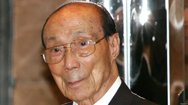 邵逸夫（资料照片，12/09/2006）