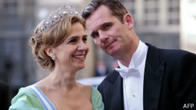 Puteri Cristina, AFP