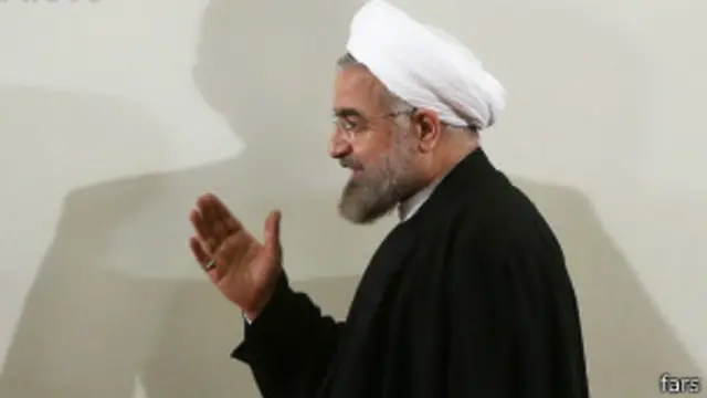 آقای روحانی در جمع استانداران سخنرانی کرده