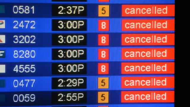 امریکہ اور کینیڈا میں شدید سرد موسم کی وجہ سے ہزاروں پروازیں منسوخ کر دی گئی ہیں