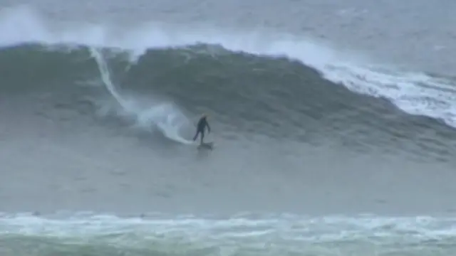 Massas de ar têm provocado ondas gigantescas