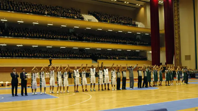 Pertandingan basket di Pyongyang