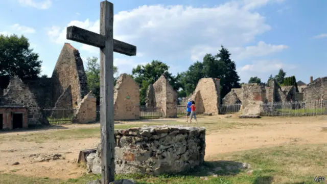 Развалины Орадура