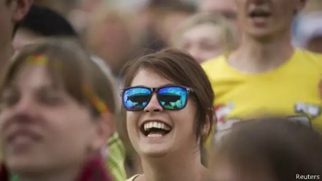 'Quem não gosta de rir?', pergunta a conselheira Laurie Davies