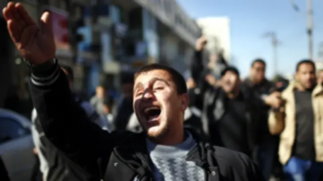 تشييع جثمان ناشط من الجهاد الاسلامي قتل الاربعاء في غزة