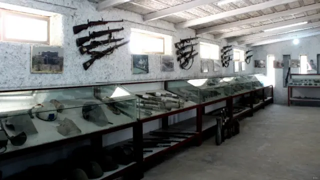 موزه خصوصی 'اومر' در کابل آثار جنگ های تاریخی افغانستان را از سال ها به این سو به نمایش گذاشته است.