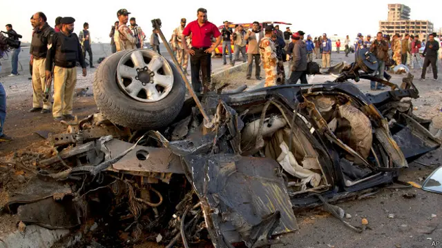 कराची धमाका