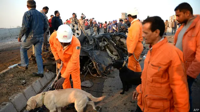 कराची धमाका