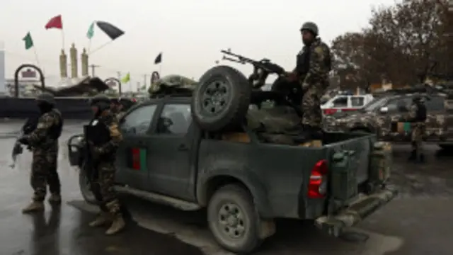 طالبان کے ترجمان کا کہنا ہے کہ جہادیوں کا بھی حق ہے کہ وہ اپنا نظام اپنے ملک میں نافذ کریں