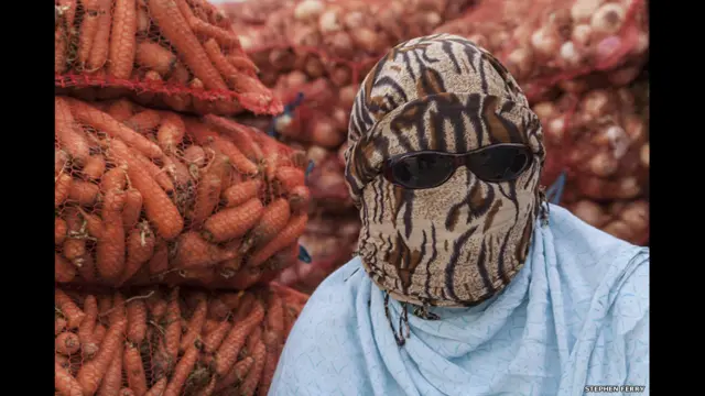 Refugiado saharaui cerca del Sahara Occidental. Foto: Stephen Ferry
