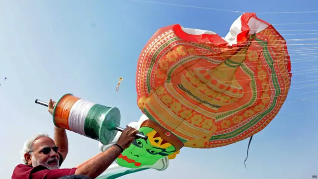 नरेंद्र मोदी