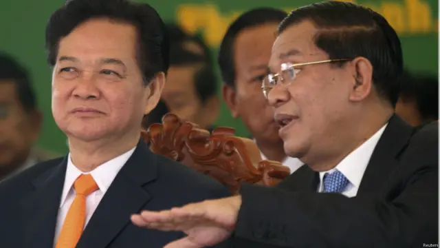 Trong chuyến đi của mình, ông Hun Sen hết sức ca ngợi tình hữu nghị truyền thống giữa hai nước và cảm ơn vai trò của Việt Nam trong việc đánh bại Khmer Đỏ.
